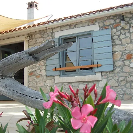 House Lemon Tree Feriehus Pašman