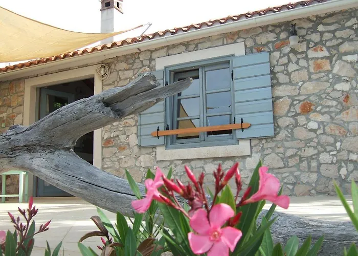 House Lemon Tree Nyaraló Pašman