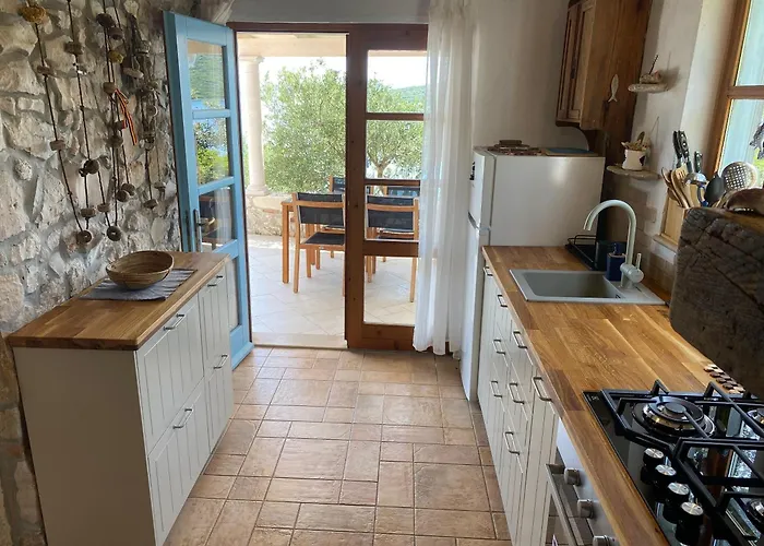 Nyaraló House Lemon Tree Pašman